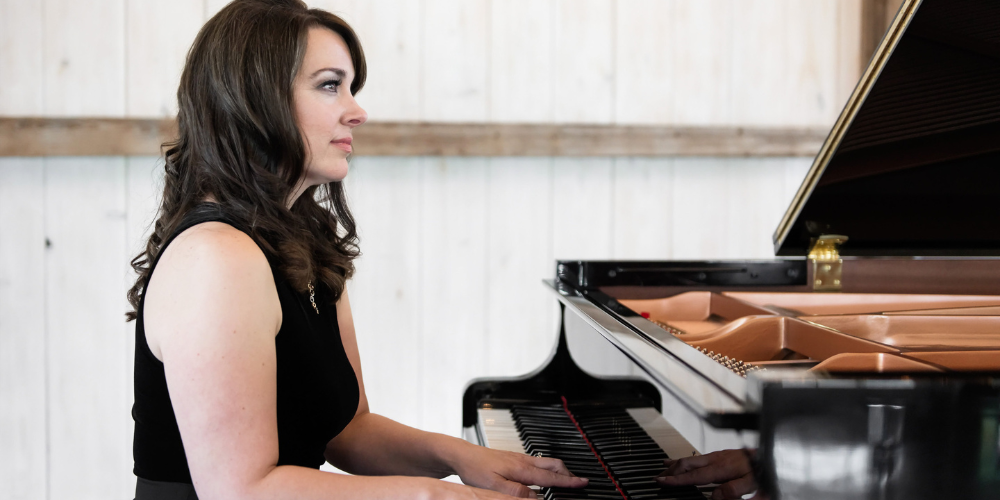 Ottawa Pianist Kimberley Dunn at grand piano